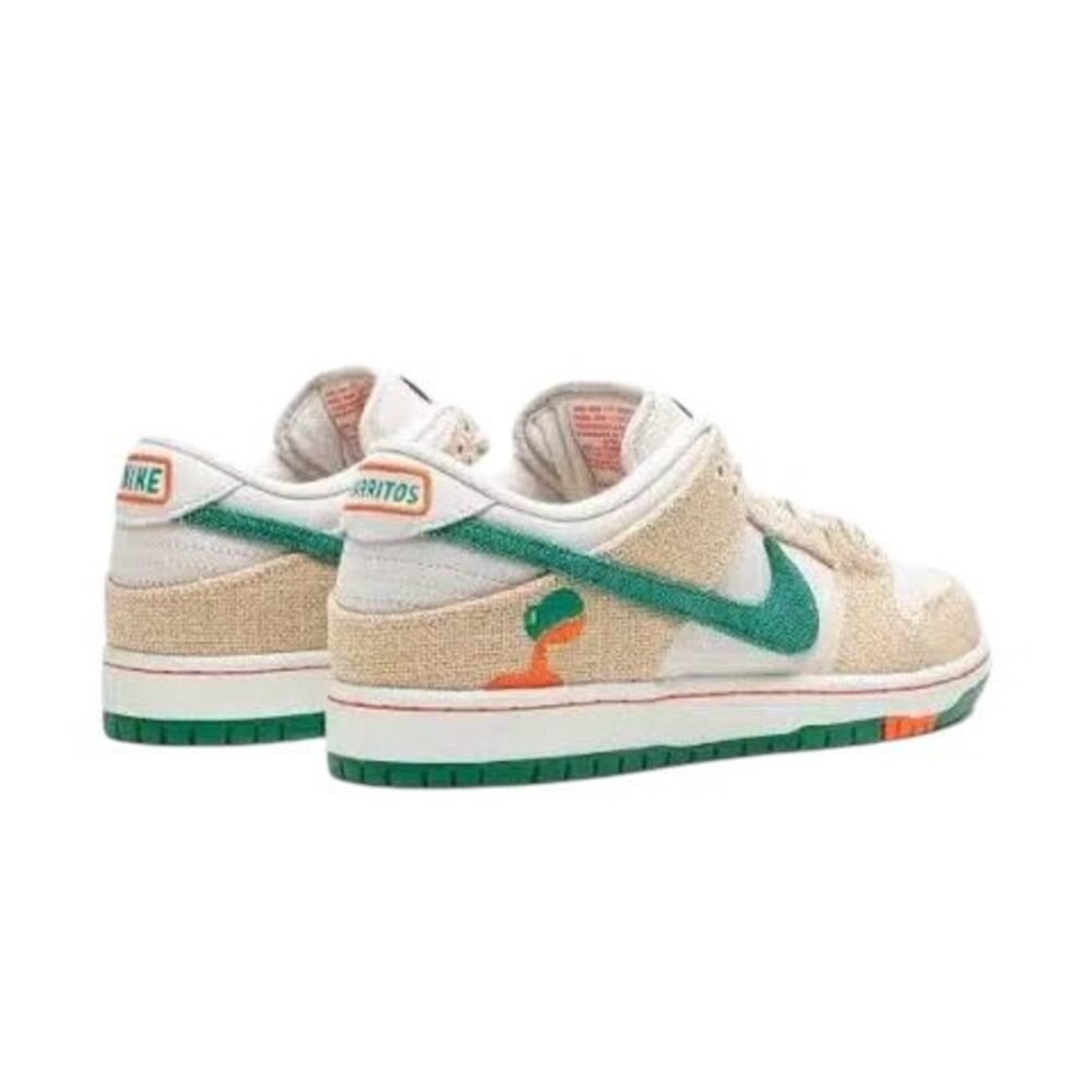 ⁦SB Dunk Low x Jarritos⁩ - الصورة ⁦2⁩